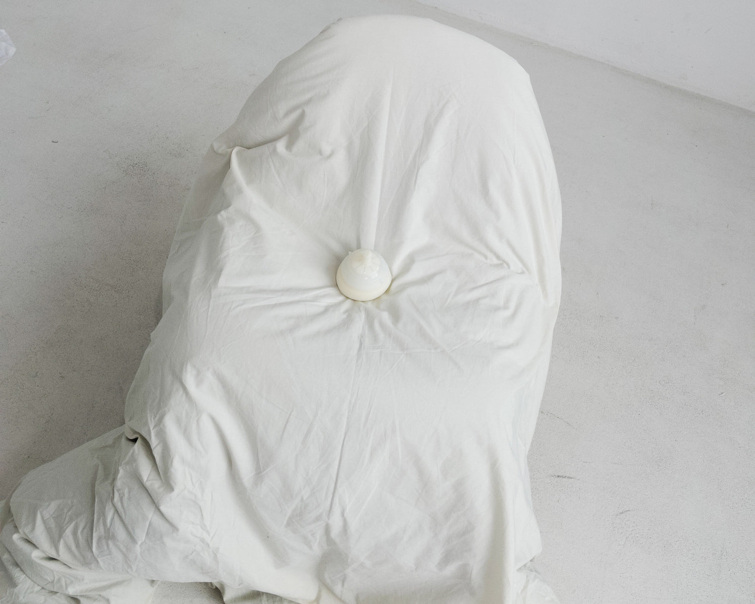 Sustainable baby feeding products from Caramma, featuring air-free bottles and soft silicone nipples