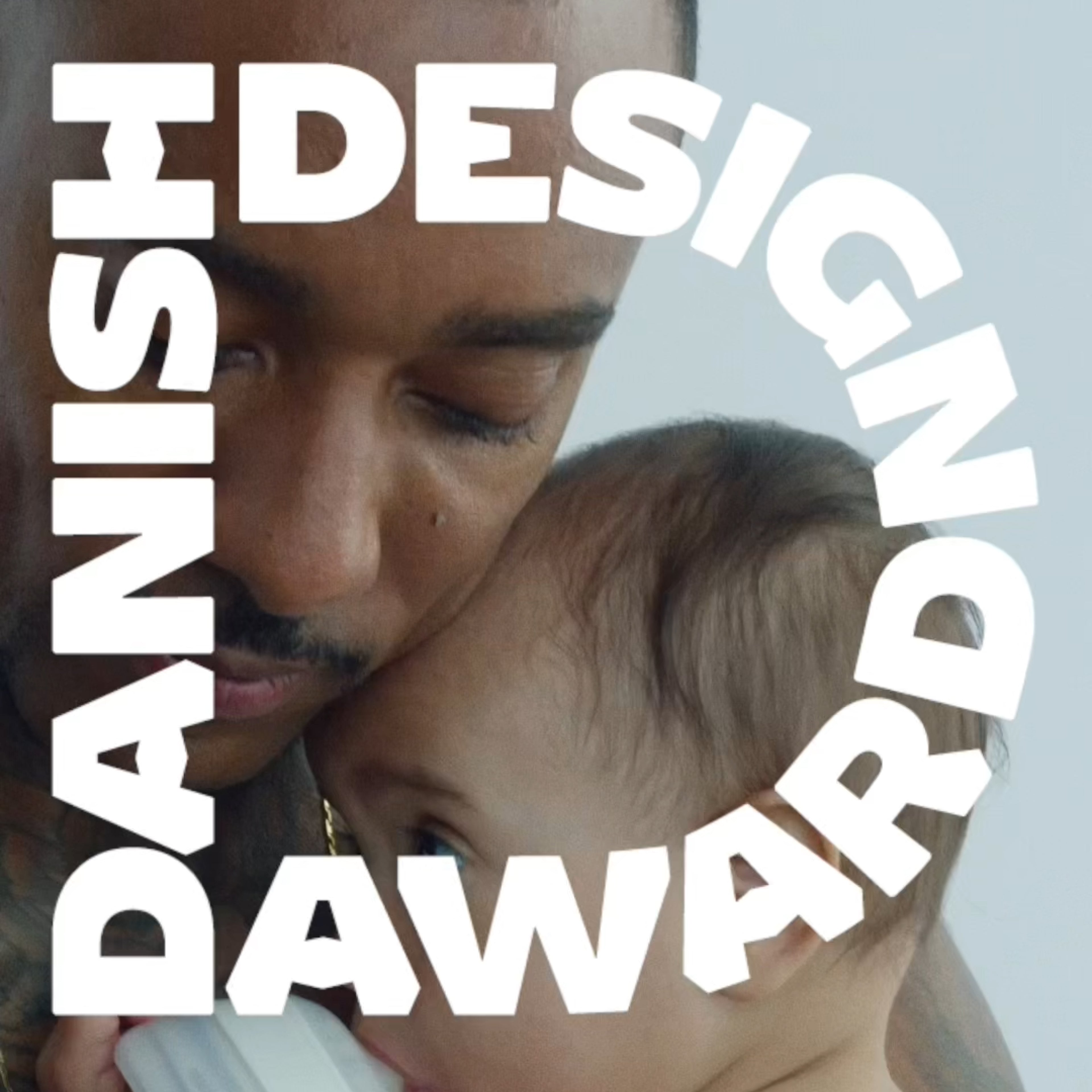caramma support bottle wins the danish design award for its innovative and ergonomic natural baby bottle