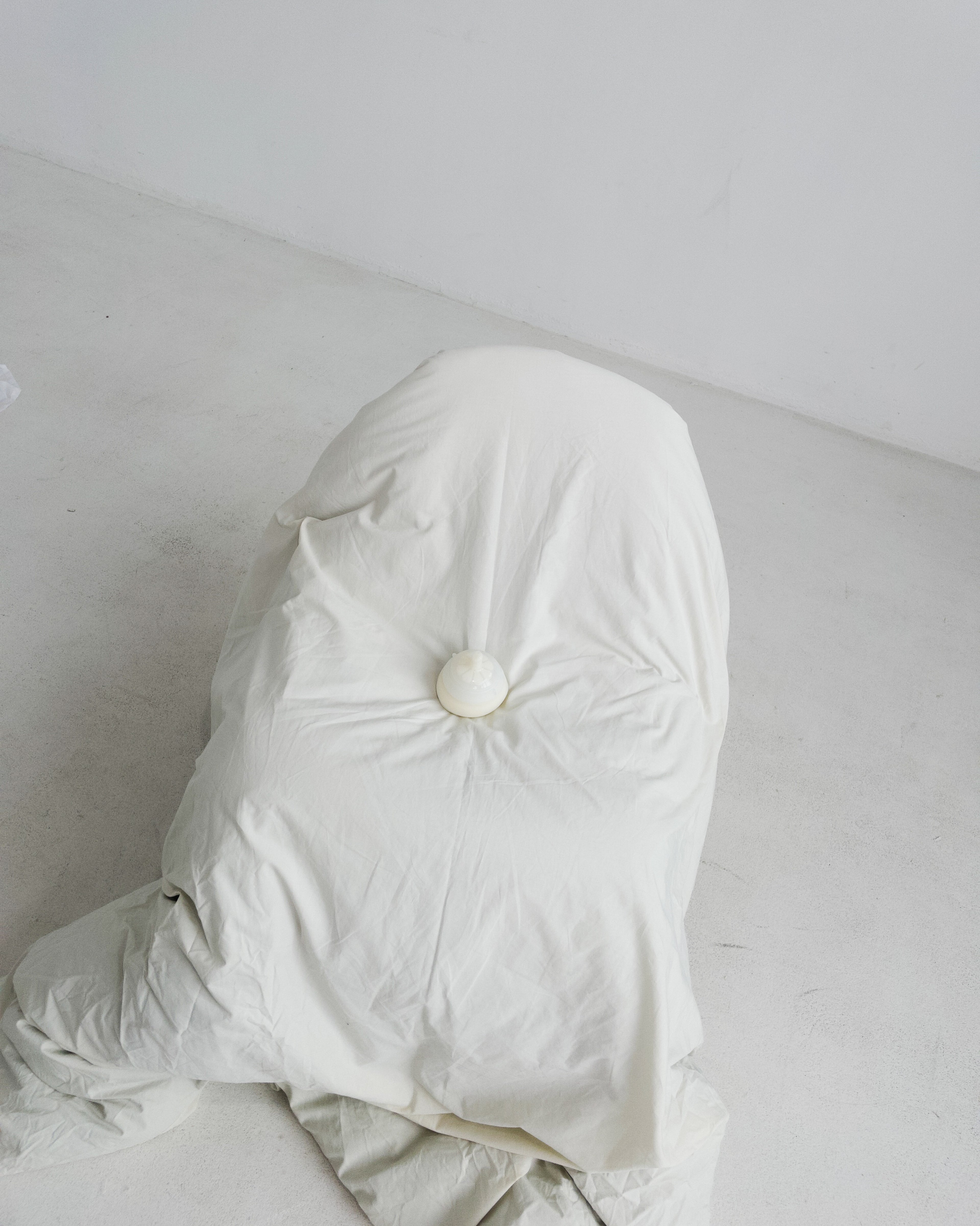 the caramma support bottle is perfect for cozy feeding times in bed and on the couch