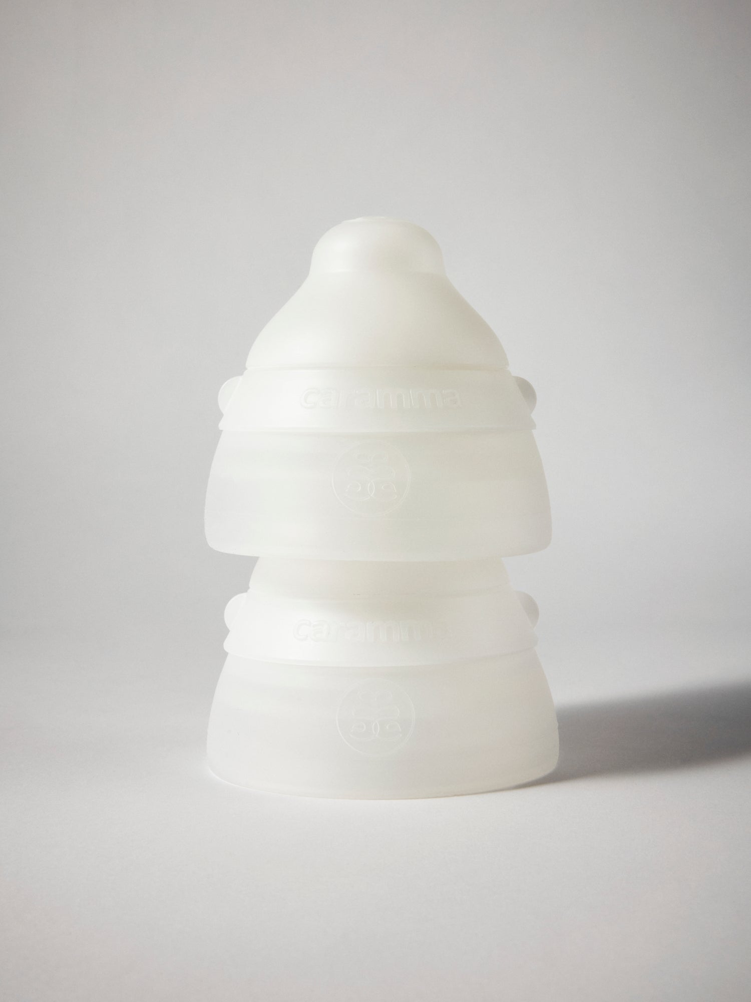 Easy and compact storage by stacking the caramma support bottles large and small